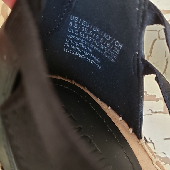 8.5 Kenneth Cole Reaction Espadrille Black Excellent Condition - Picture 4 of 6